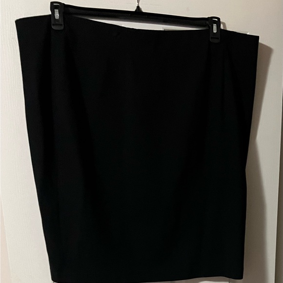 Vince Camuto Skirt - Picture 3 of 12